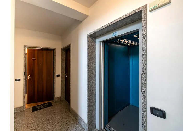 House 74 - Reserved Parking Верона