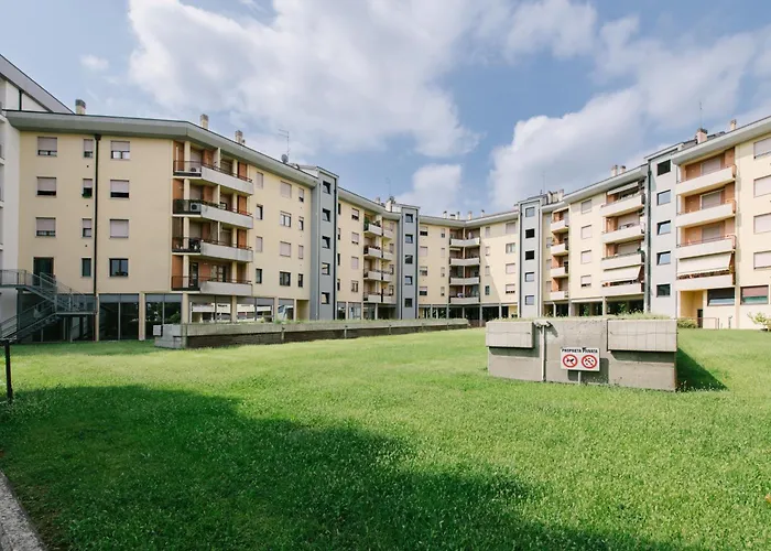 House 74 - Reserved Parking Апартаменты *