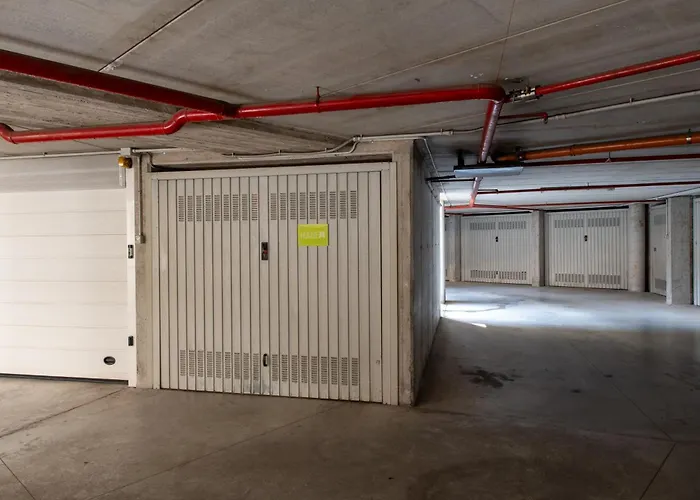 House 74 - Reserved Parking Апартаменты *