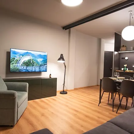 Apartment House 74 Verona