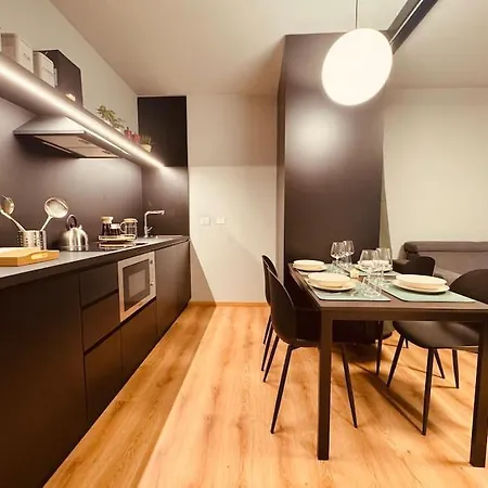 House 74 Verona