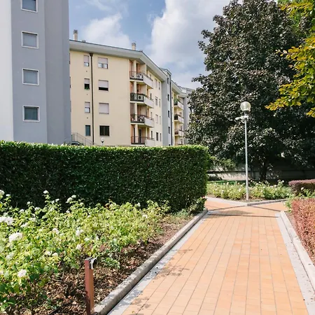 Appartamento House 74 - 100m Fiera - Reserved Parking Verona