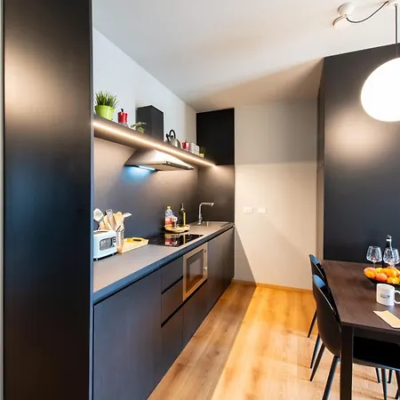 公寓 House 74 - 100m Fiera - Reserved Parking