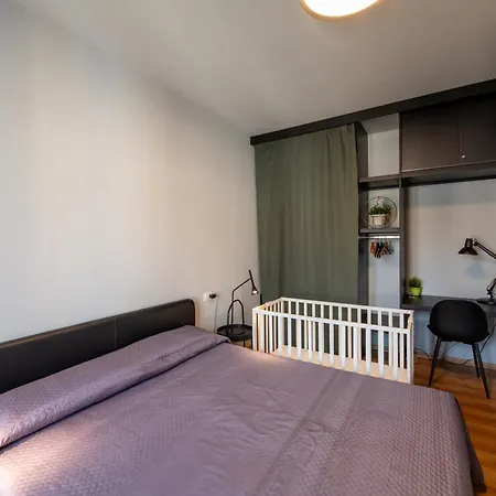 House 74 - Reserved Parking Verona